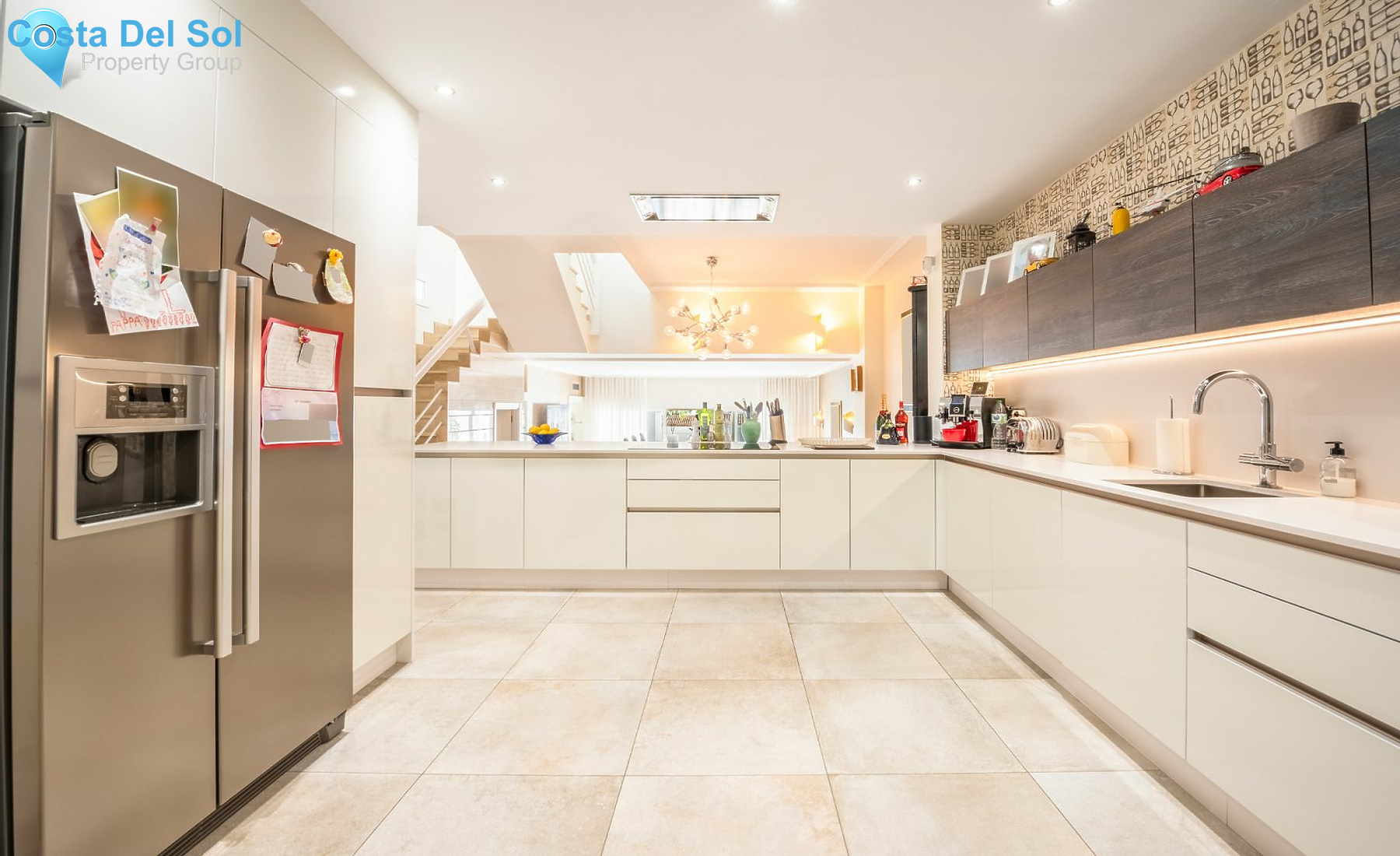 Townhouse in Nueva Andalucía-1481753