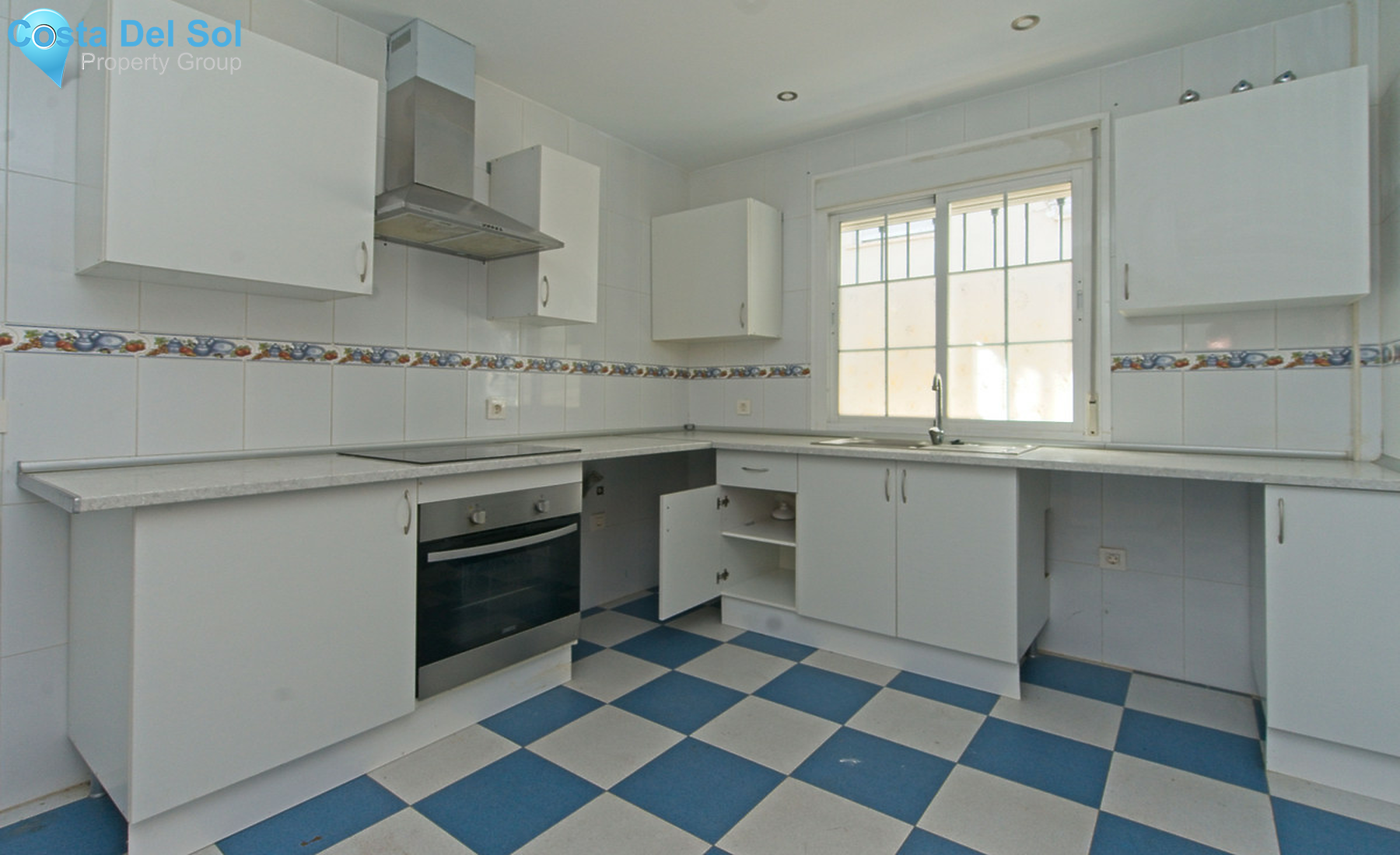 Townhouse in Pueblo Nuevo de Guadiaro-1311139