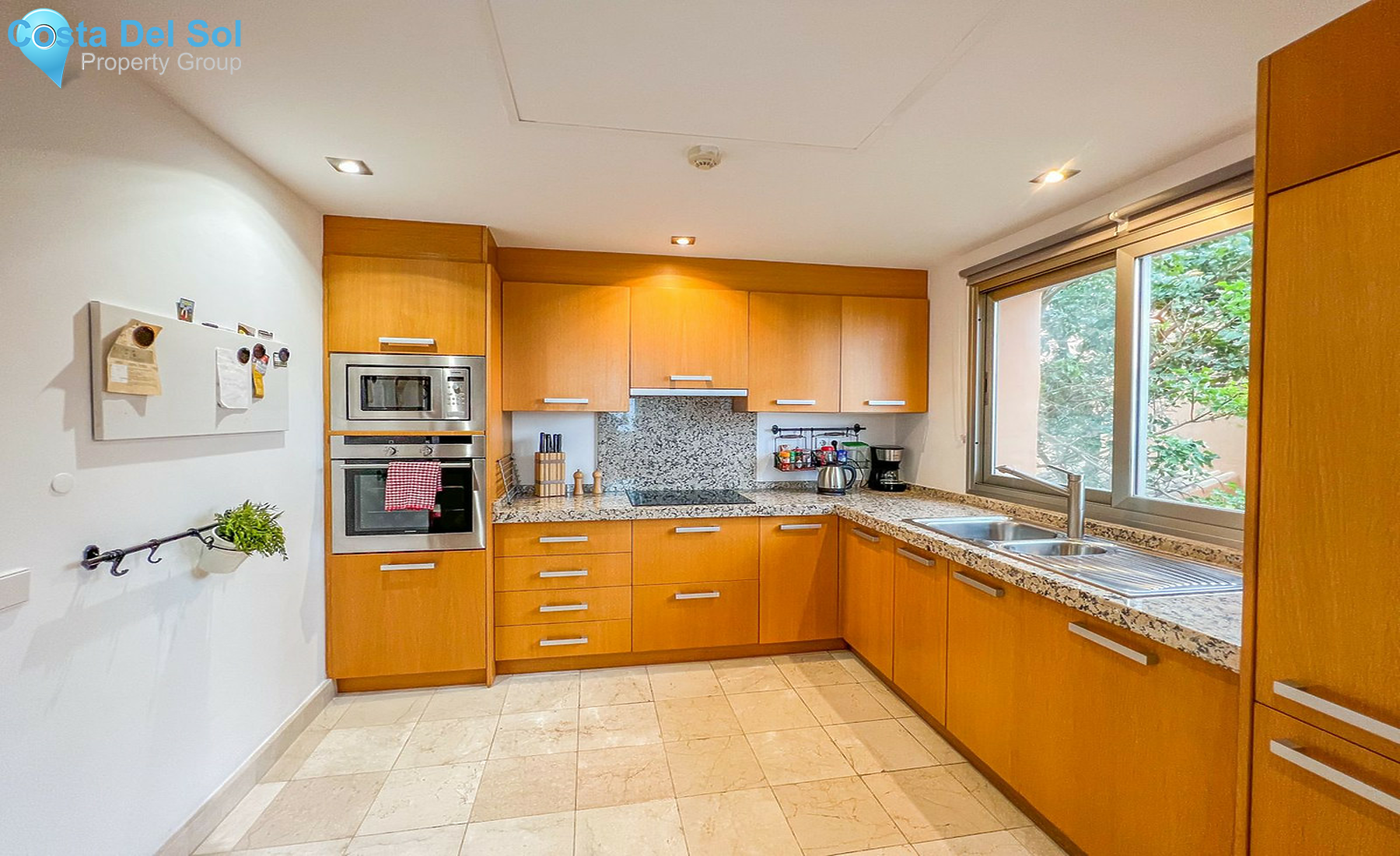 Townhouse in Riviera del Sol-1503520