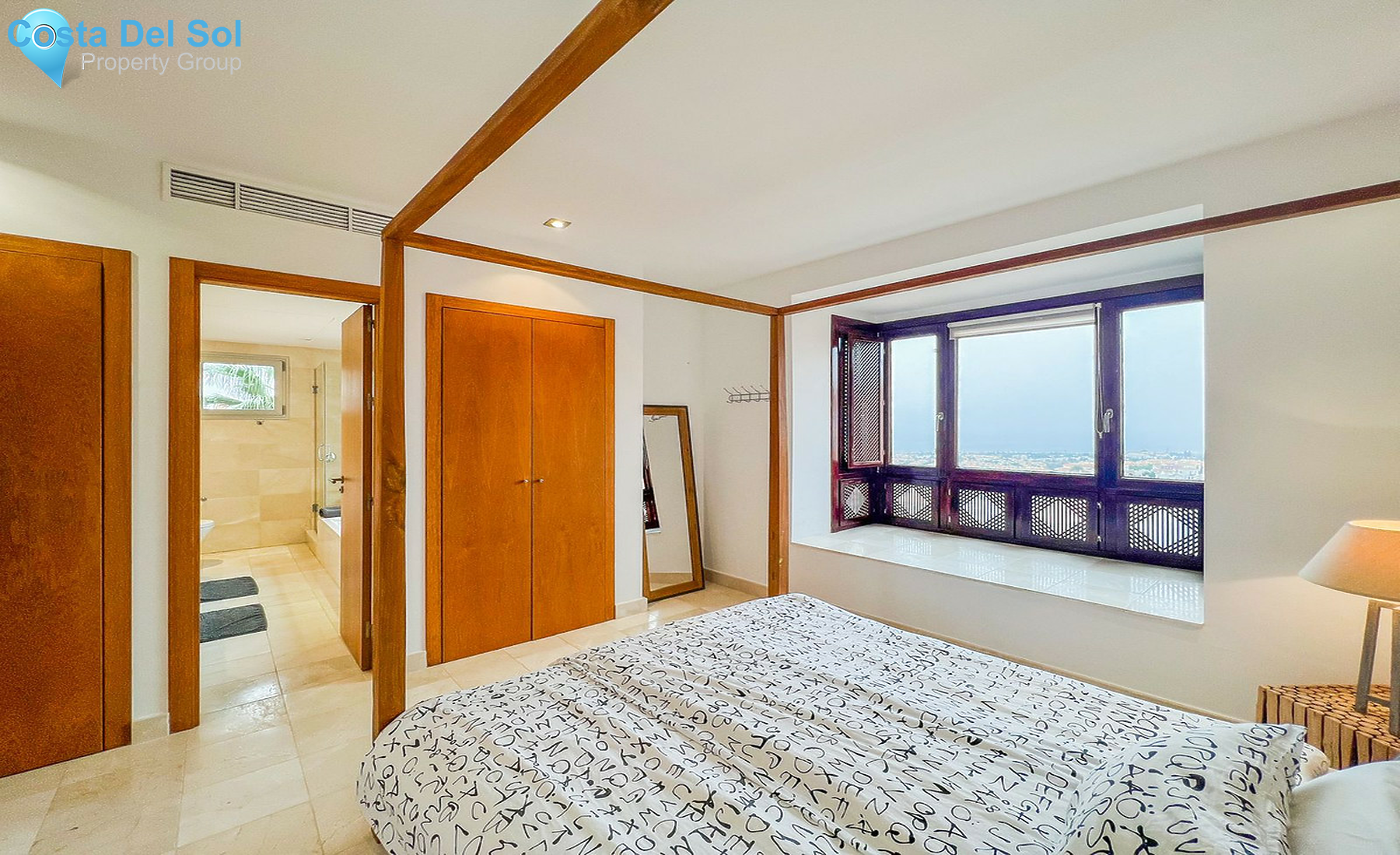 Townhouse in Riviera del Sol-1503527