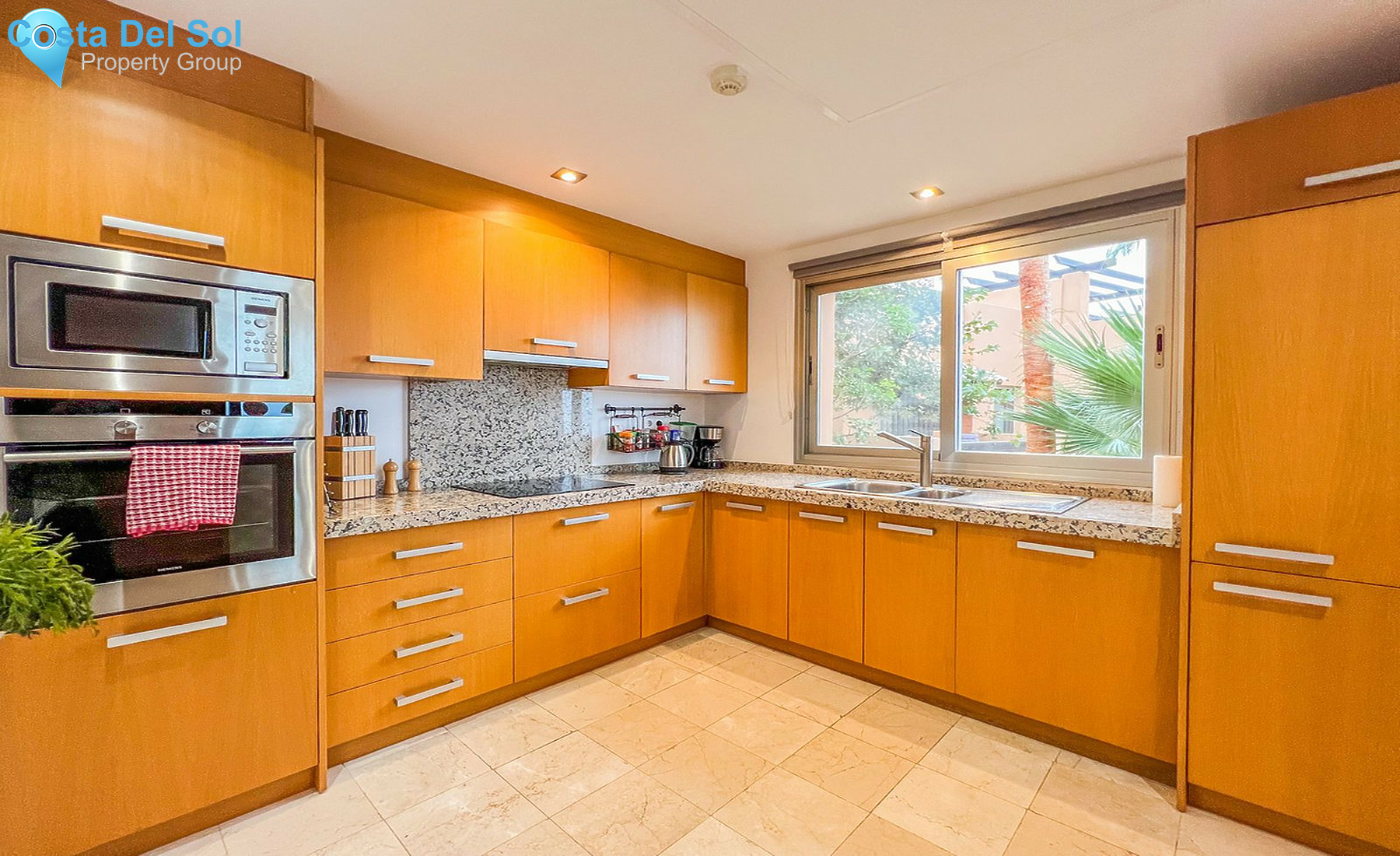 Townhouse in Riviera del Sol-1503519