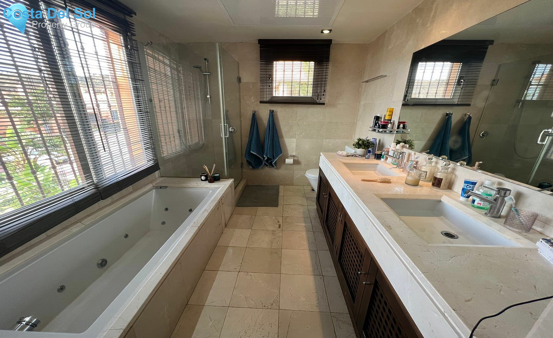 Townhouse in Riviera del Sol-1513648