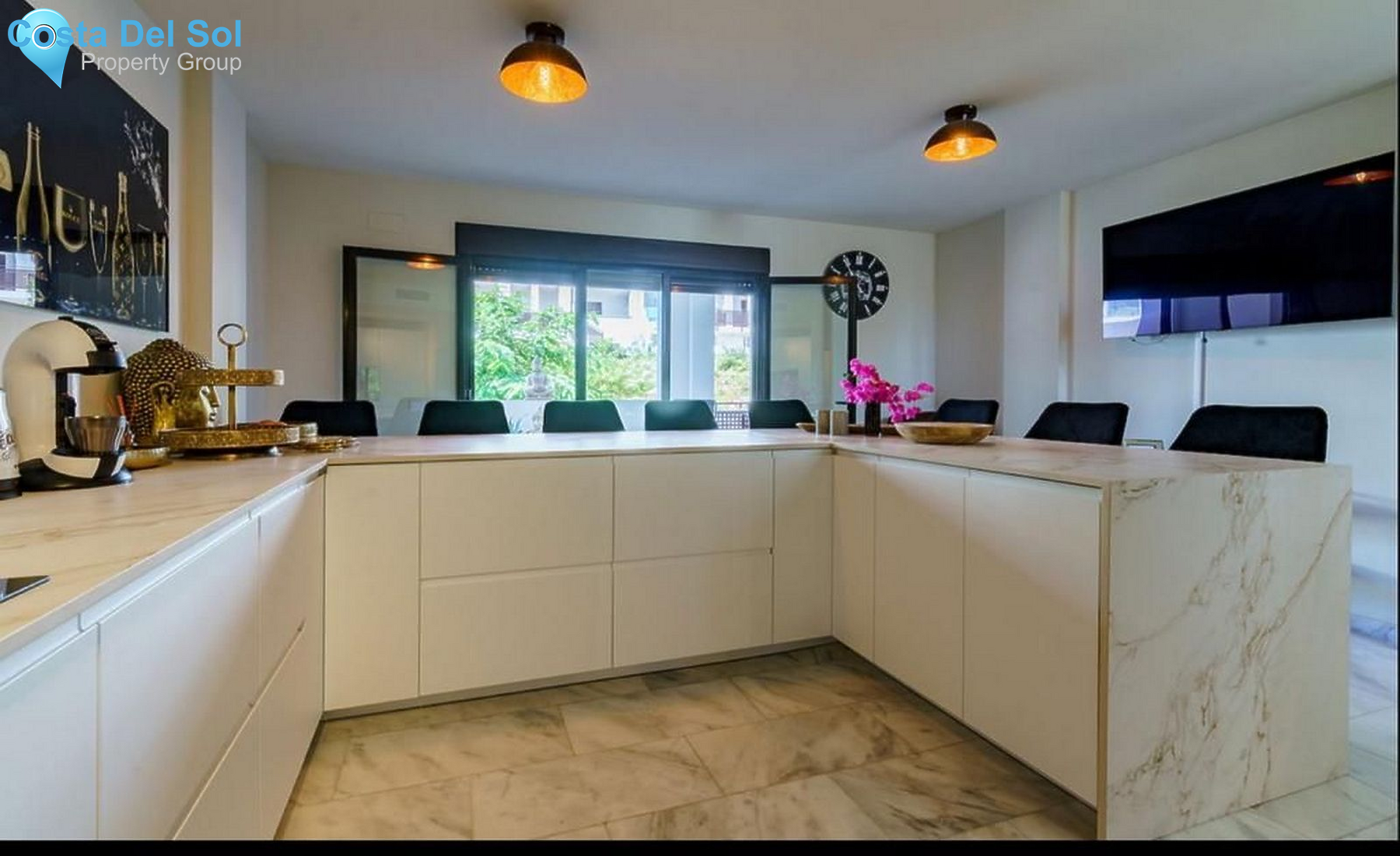 Townhouse in Riviera del Sol-1561555