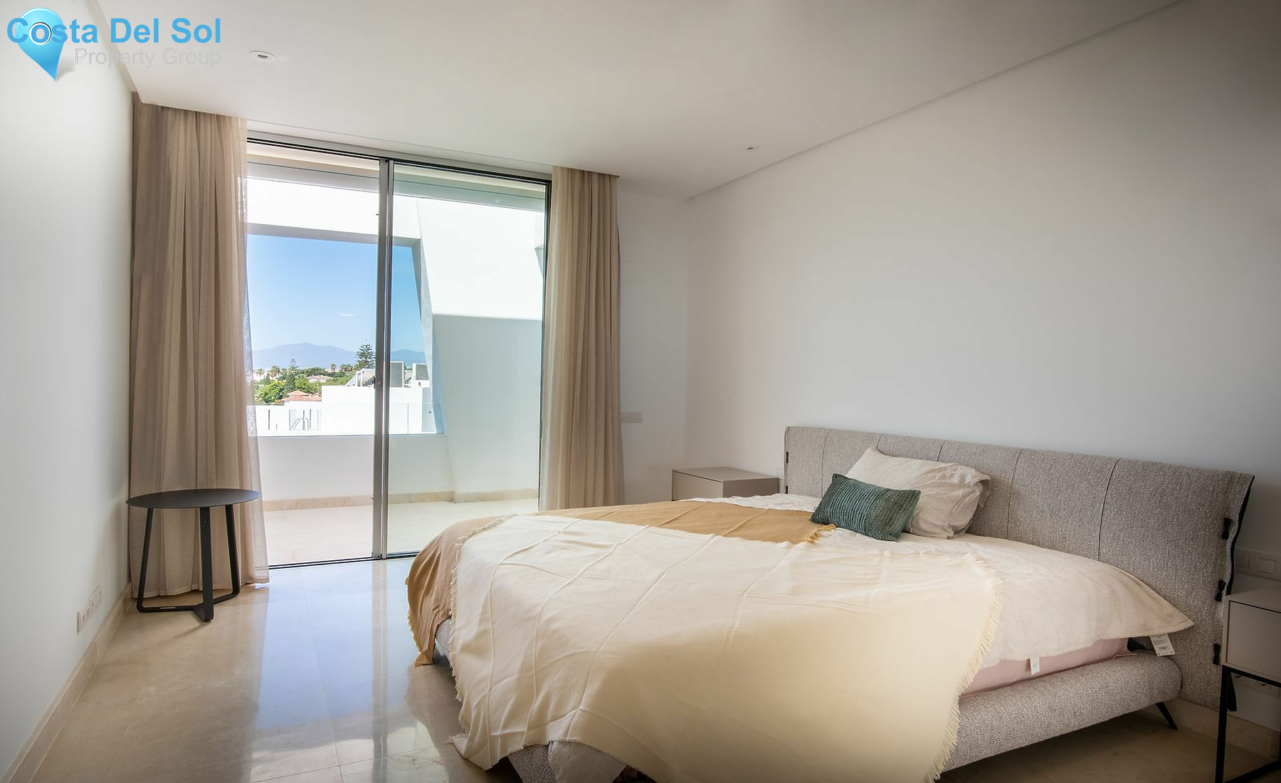 Townhouse in Río Real-1176795