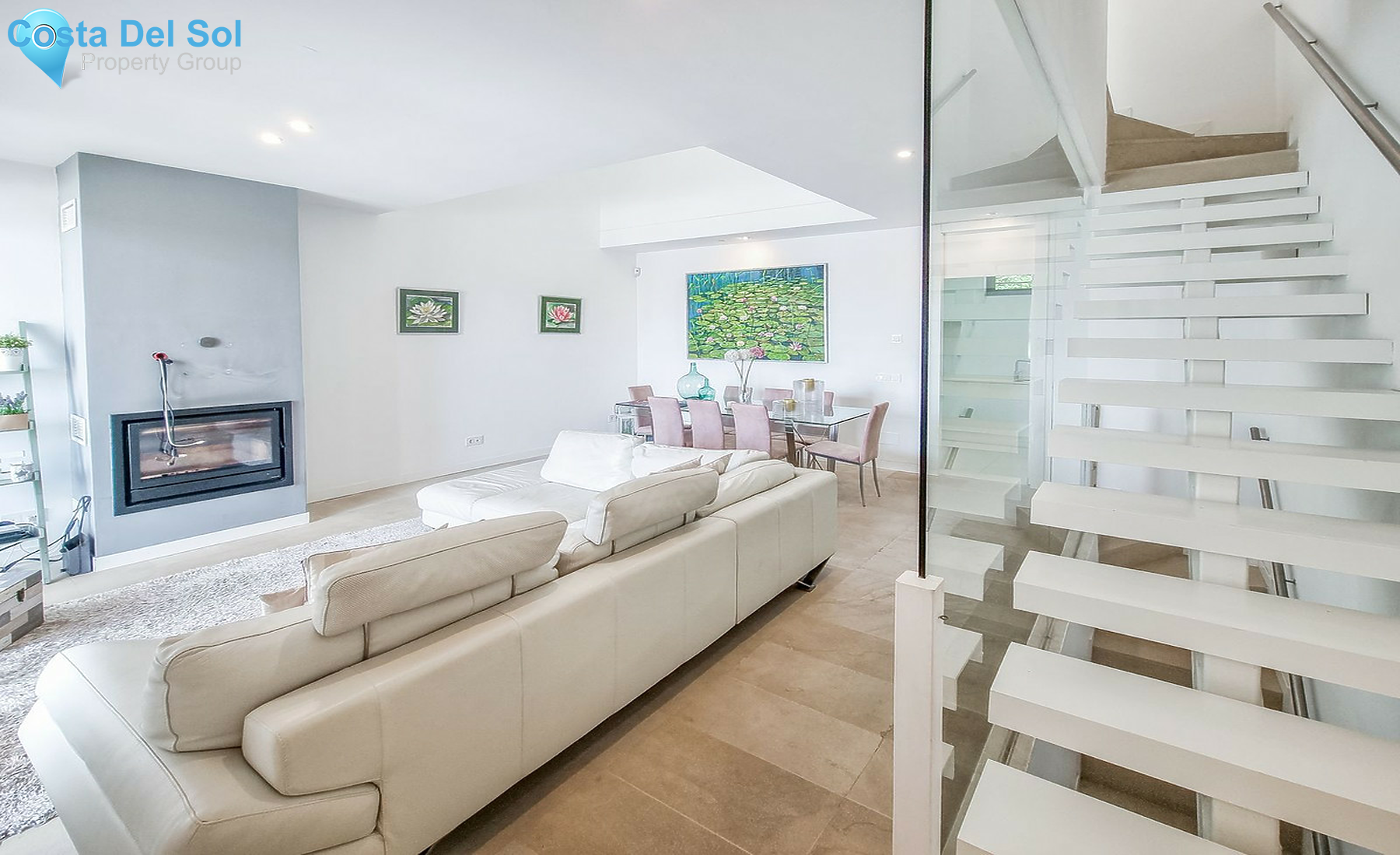 Townhouse in San Enrique-1276409