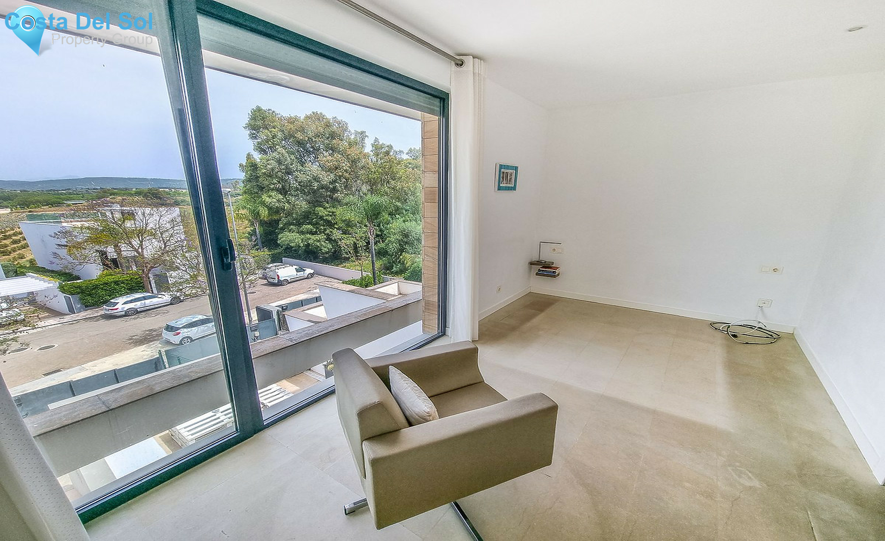 Townhouse in San Enrique-1276414