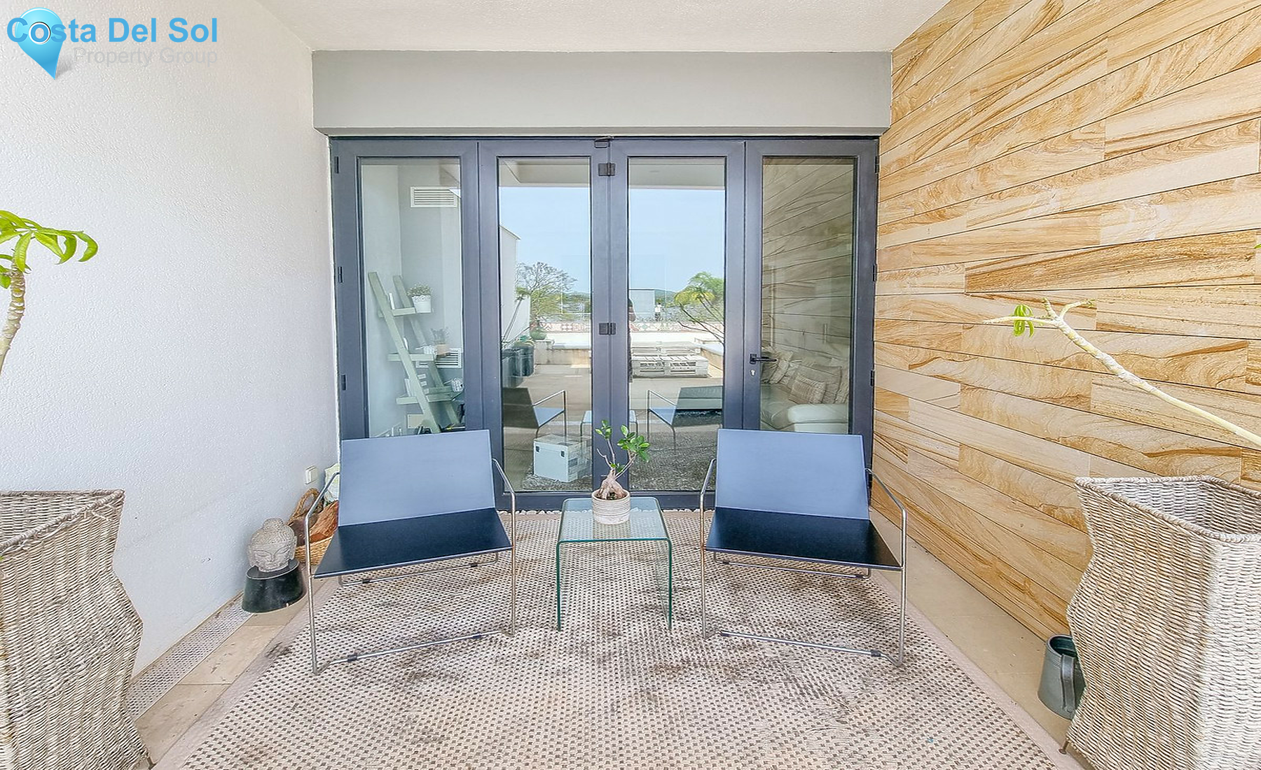 Townhouse in San Enrique-1276400