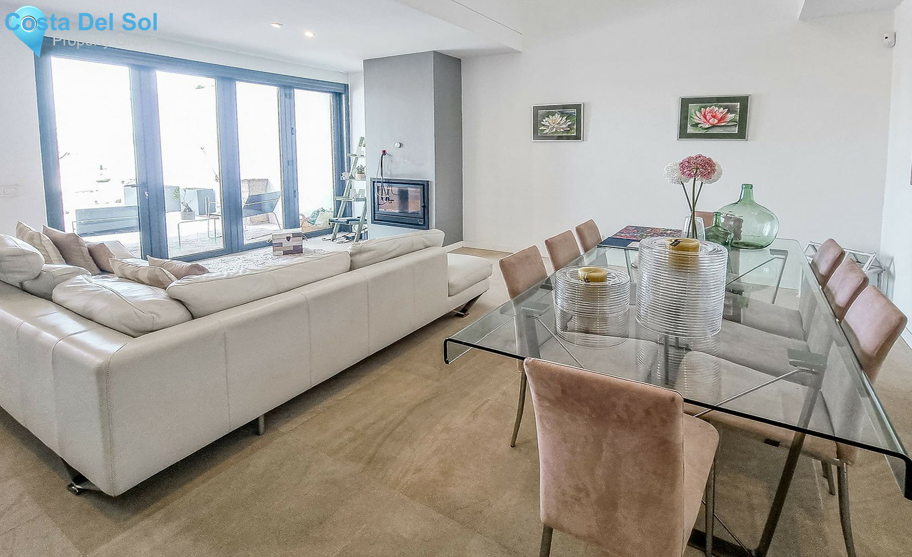 Townhouse in San Enrique-1276402