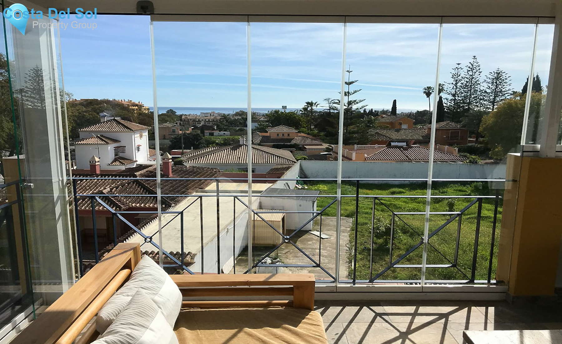 Townhouse in San Pedro de Alcántara-1204200