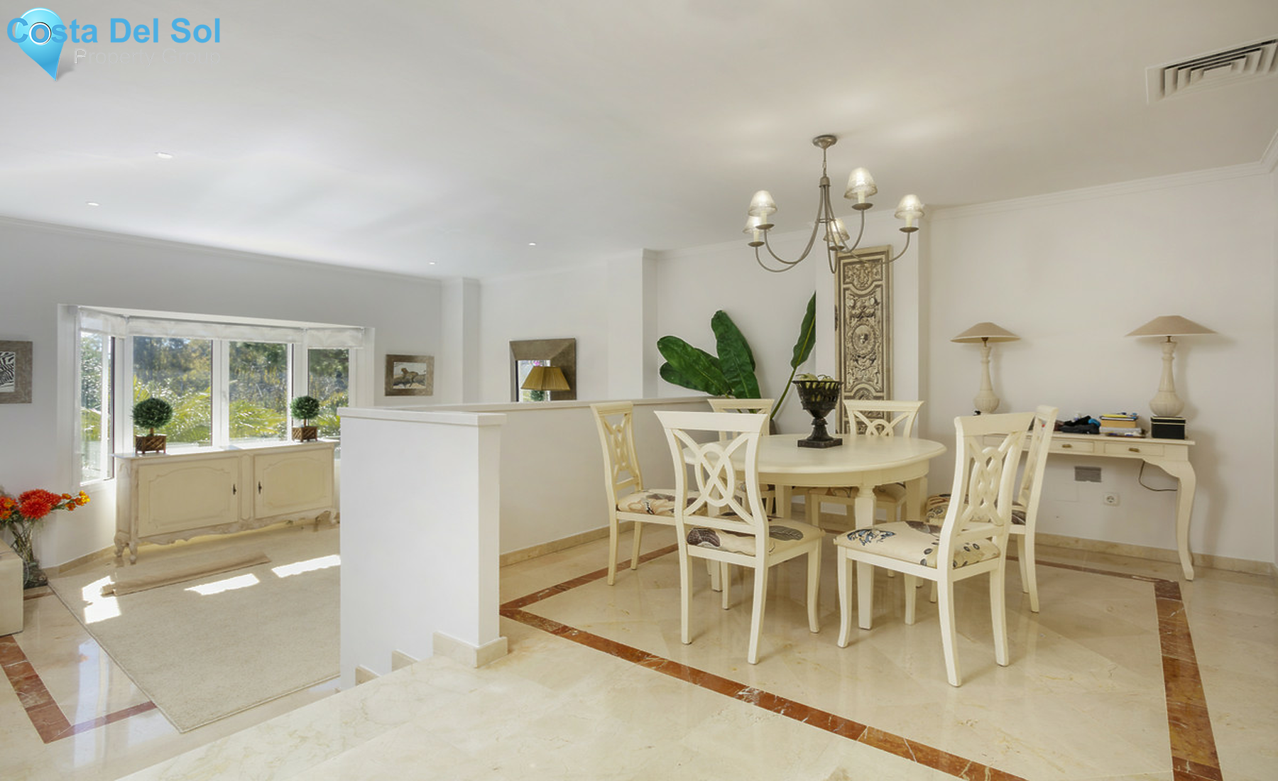 Townhouse in The Golden Mile-1309667