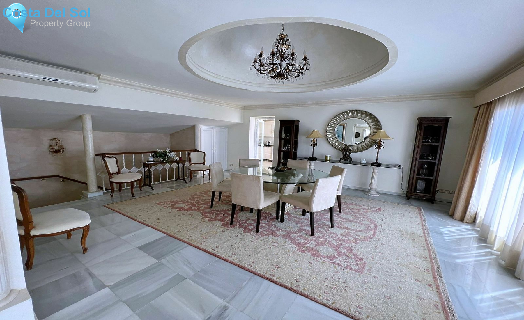 Townhouse in The Golden Mile-1128675