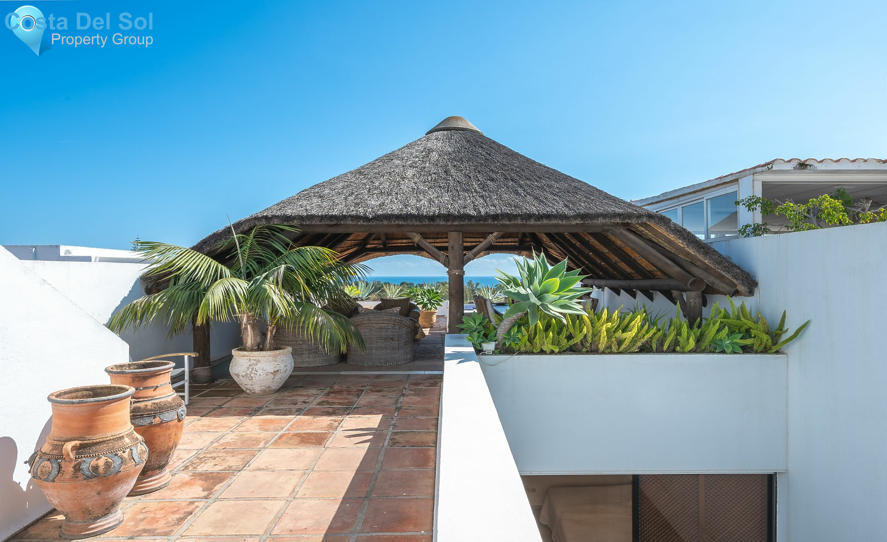 Townhouse in The Golden Mile-1139613