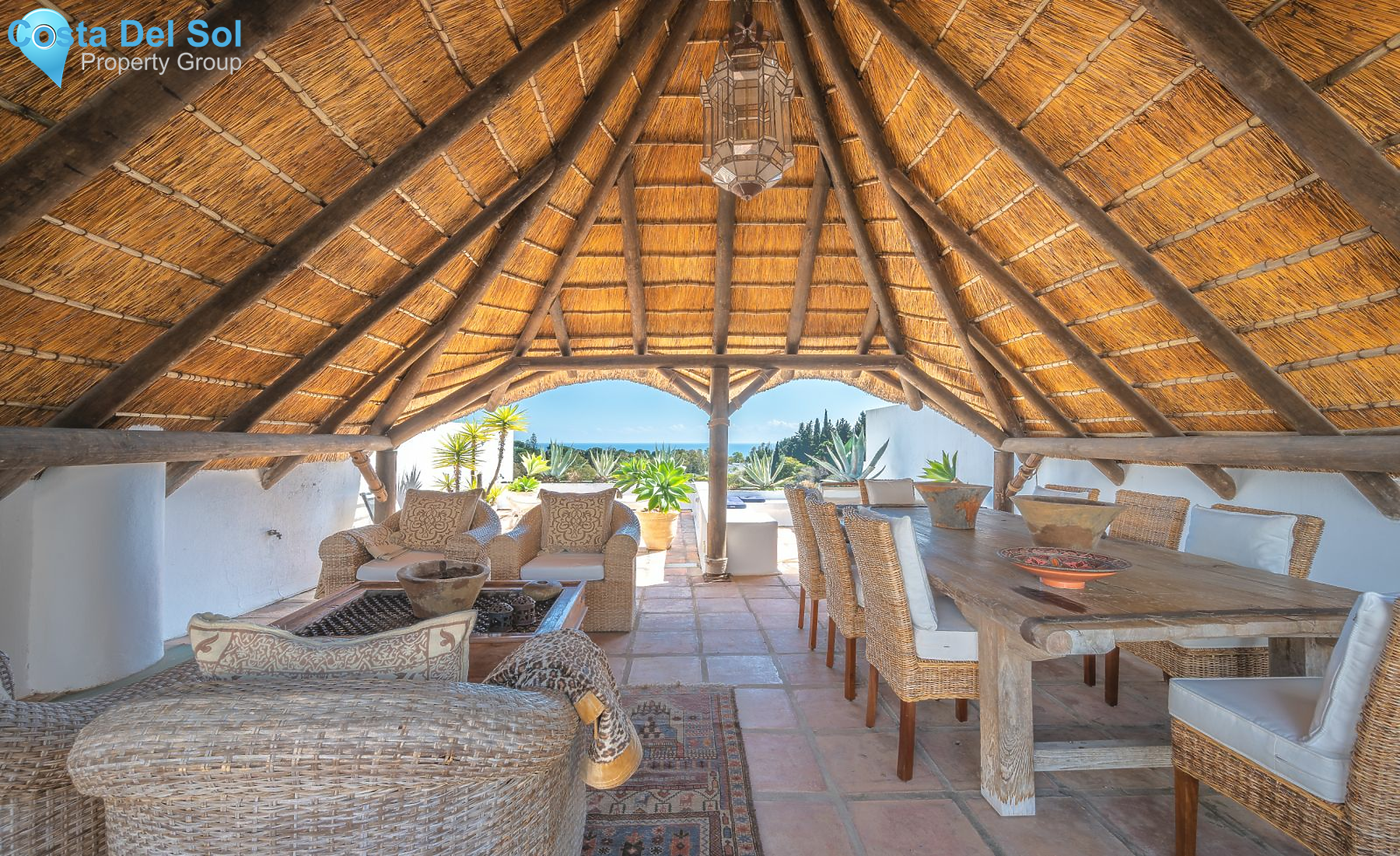 Townhouse in The Golden Mile-1139614