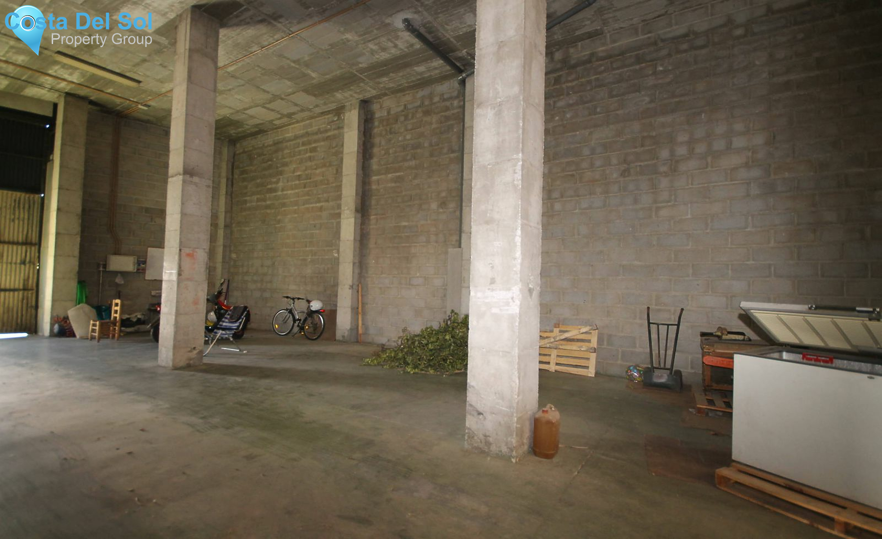 Warehouse in Vélez-Málaga-1229635