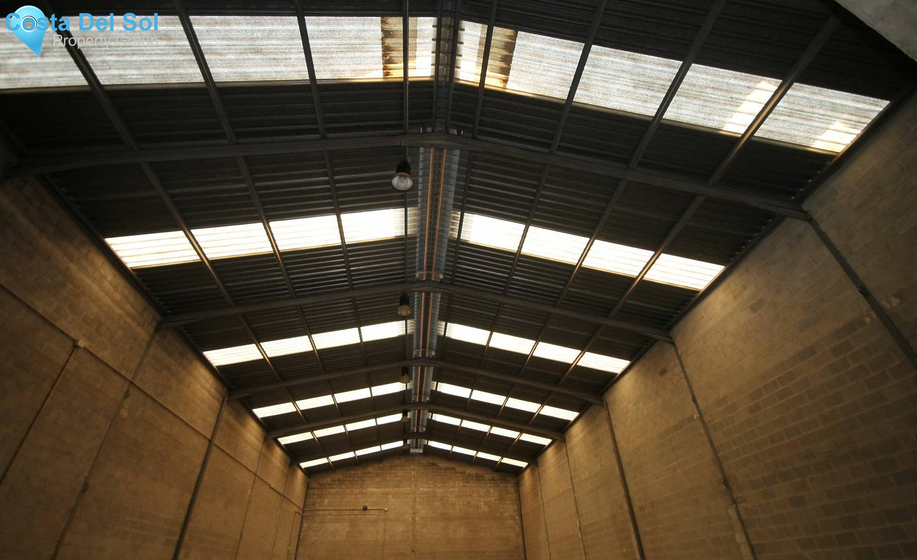 Warehouse in Vélez-Málaga-1229622