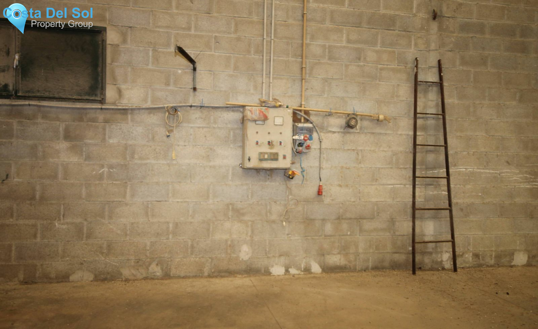 Warehouse in Vélez-Málaga-1229629