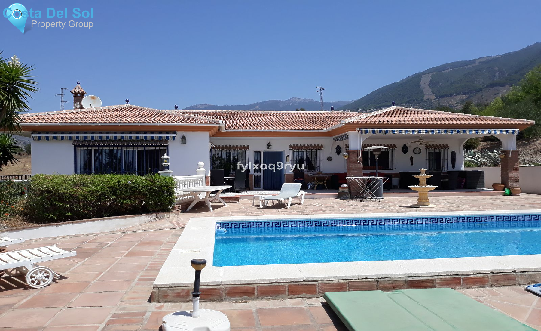 Detached Villa in Alcaucín