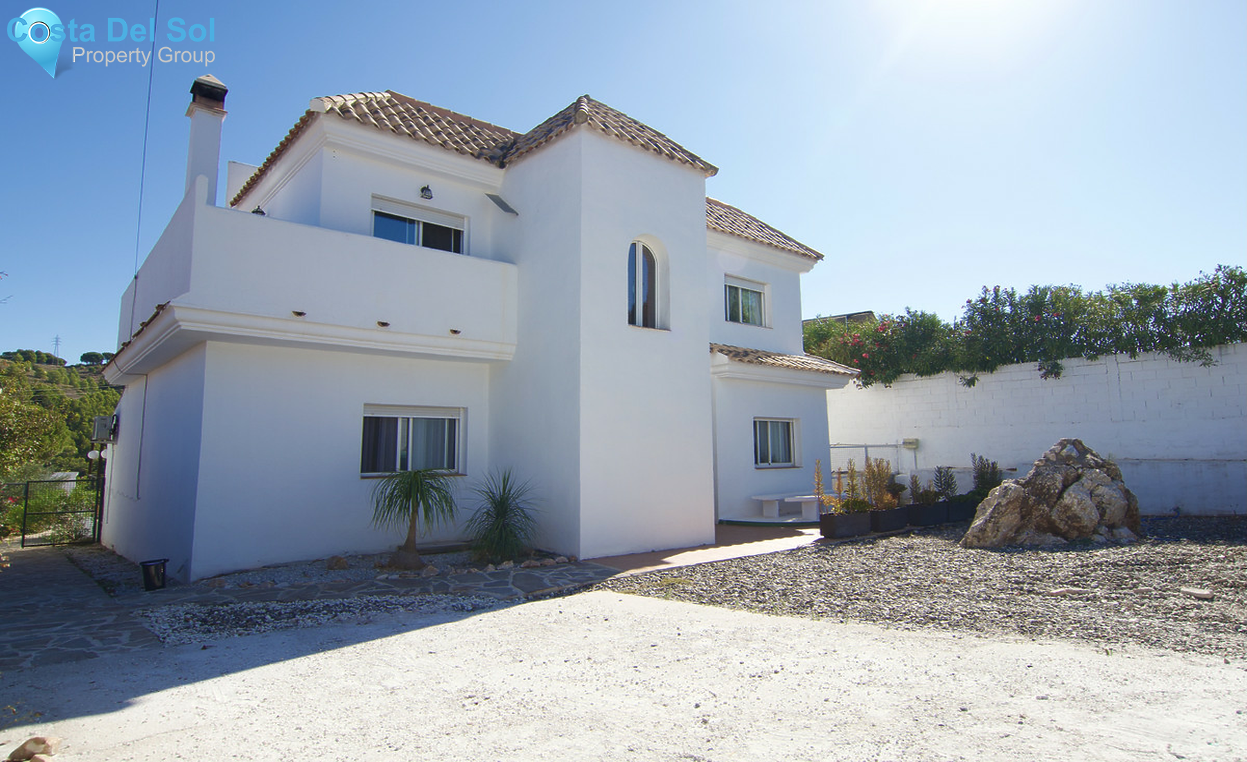 Detached Villa in Alhaurín de la Torre-716322