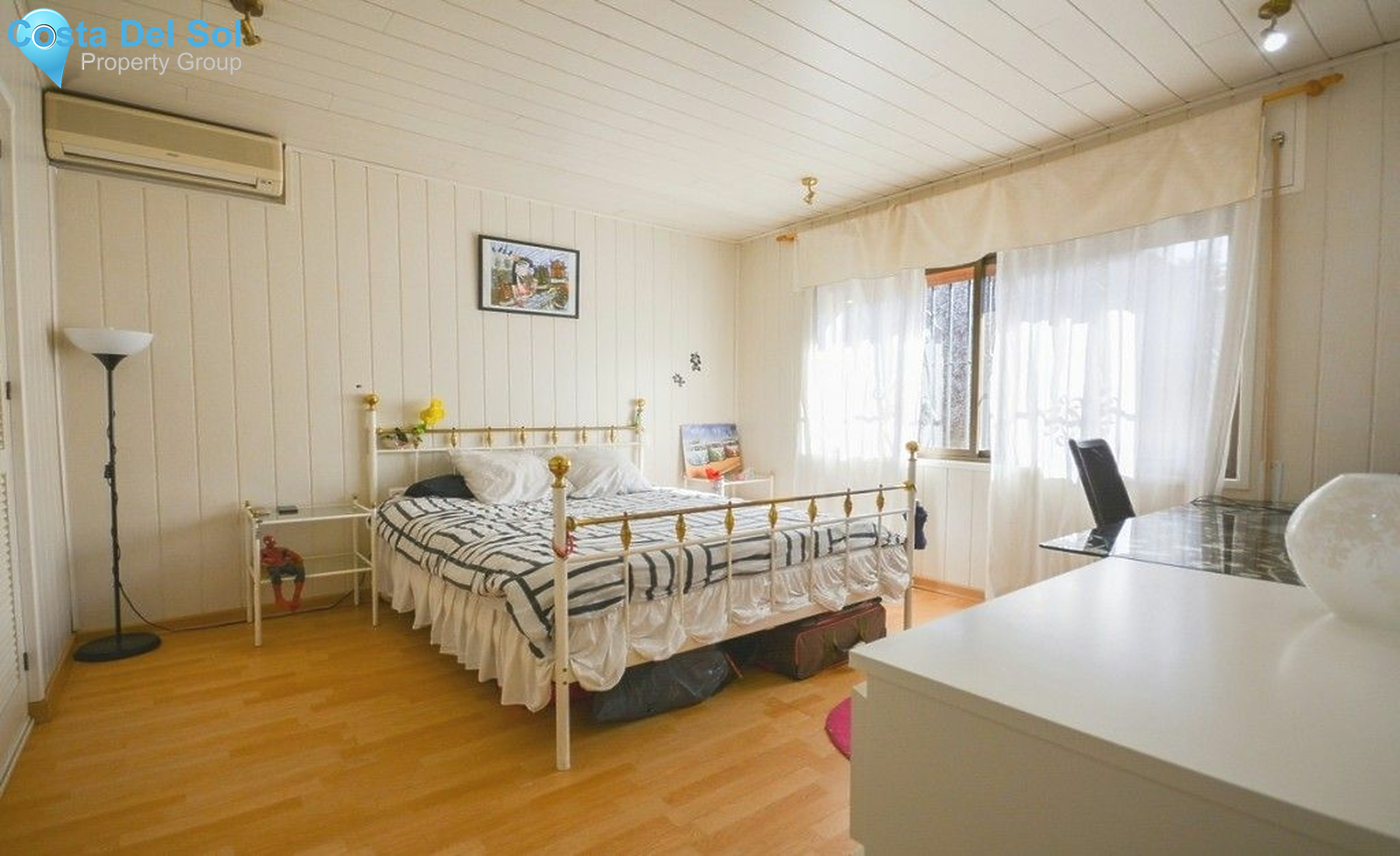 Detached Villa in Alhaurín de la Torre-1150587