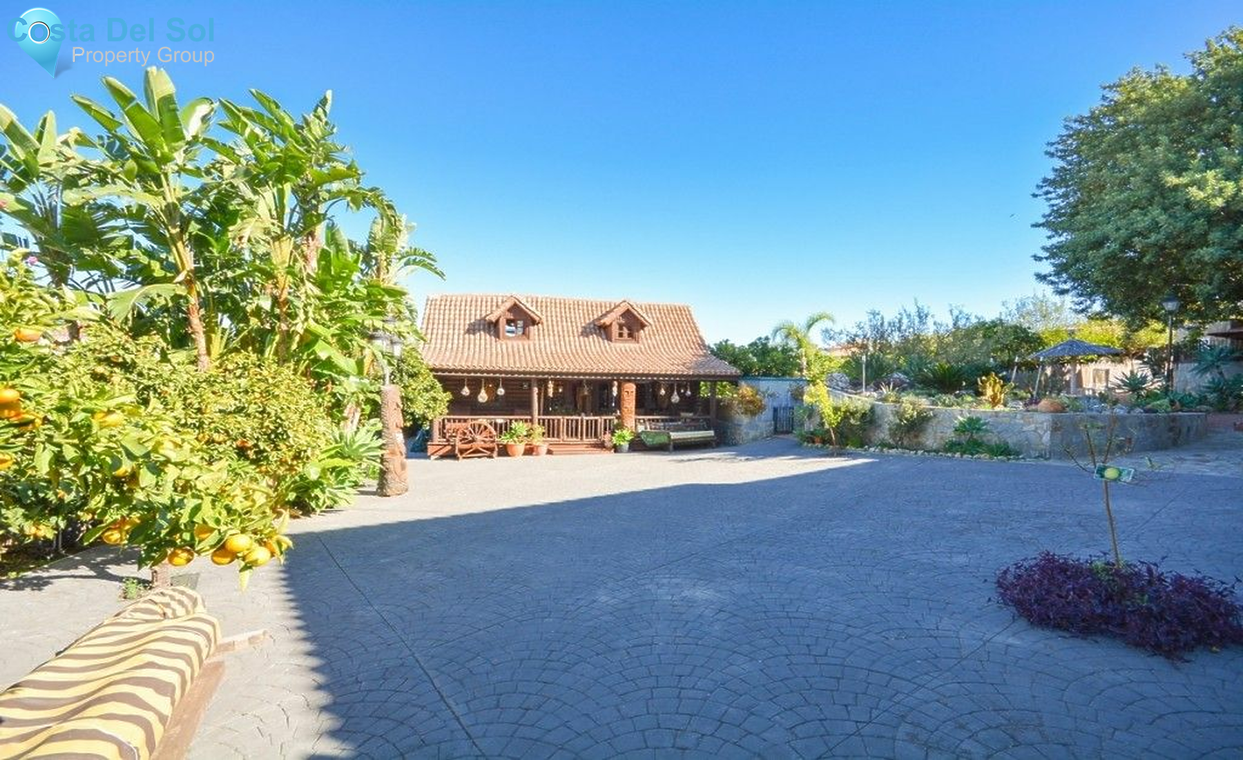 Detached Villa in Alhaurín de la Torre-1150570