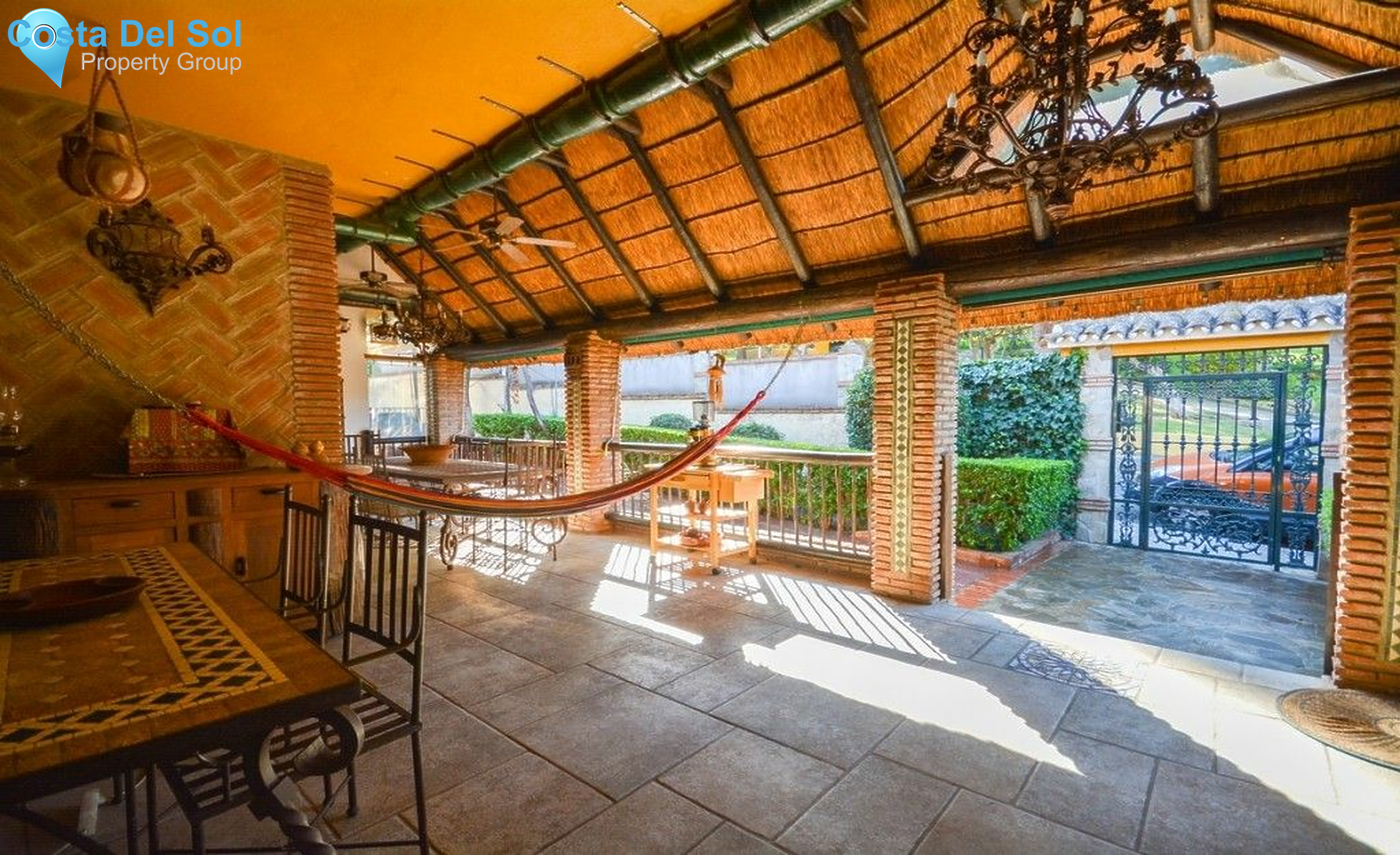 Detached Villa in Alhaurín de la Torre-1150573