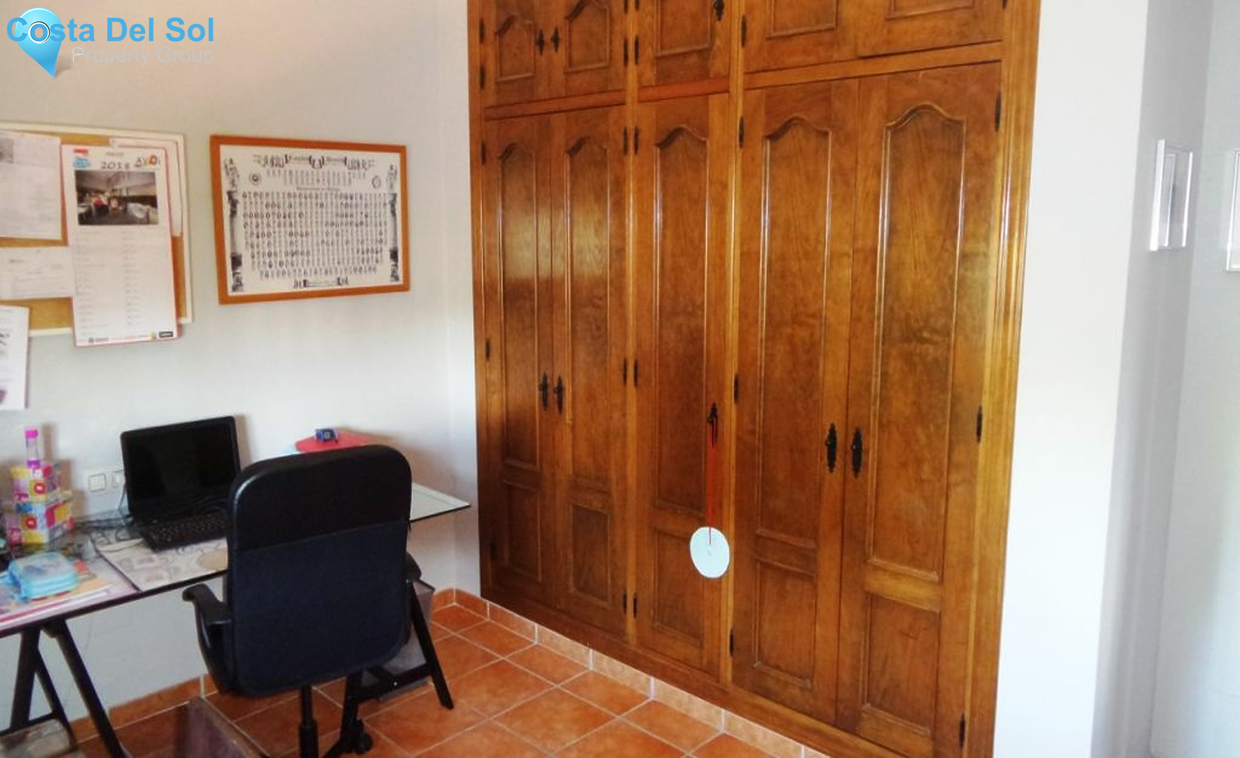 Detached Villa in Alhaurín de la Torre-1177902