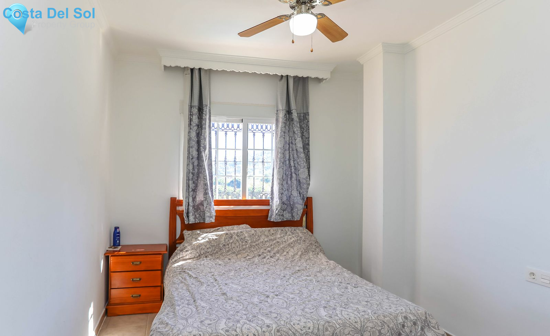 Detached Villa in Alhaurín de la Torre-1201123