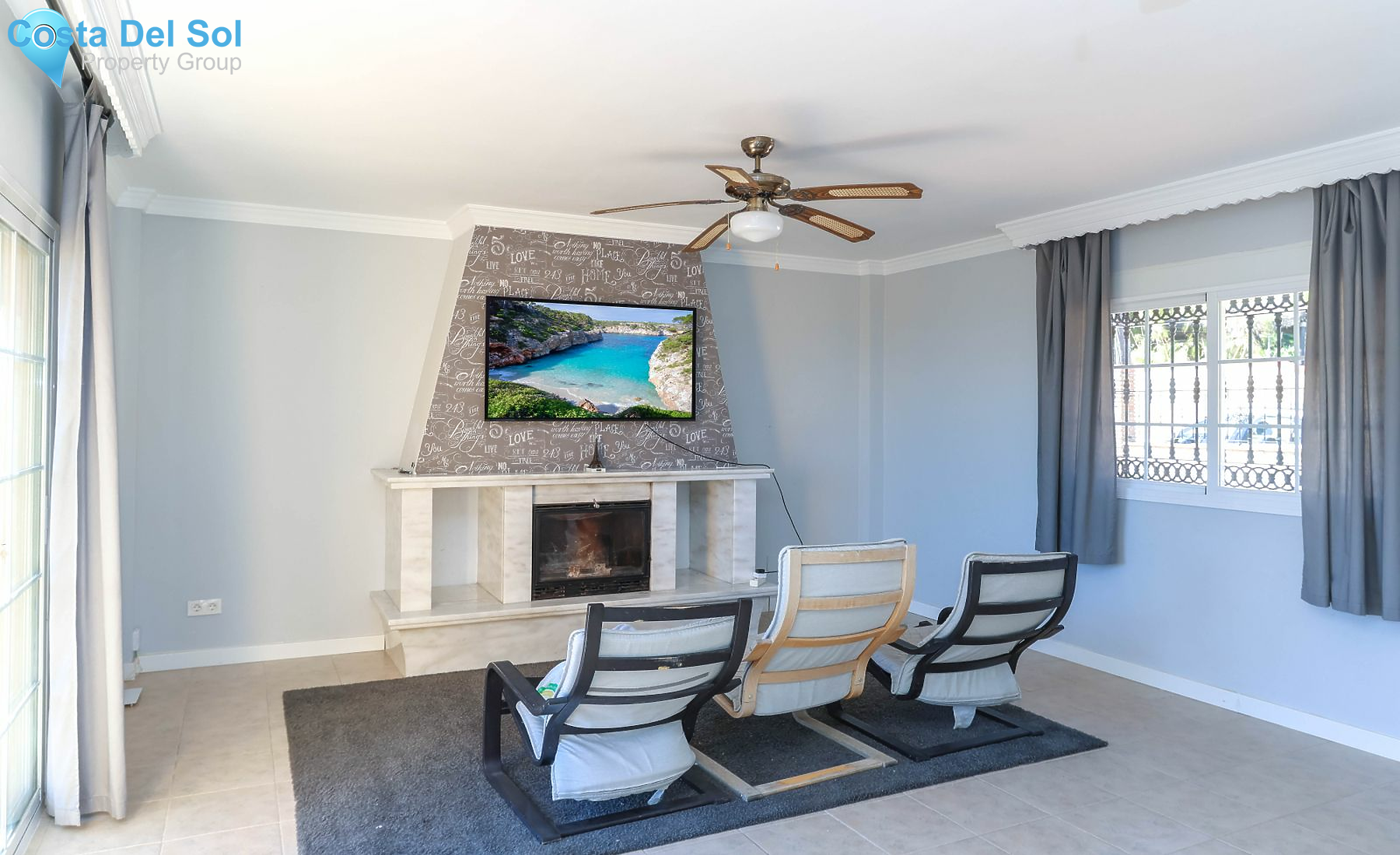 Detached Villa in Alhaurín de la Torre-1201106