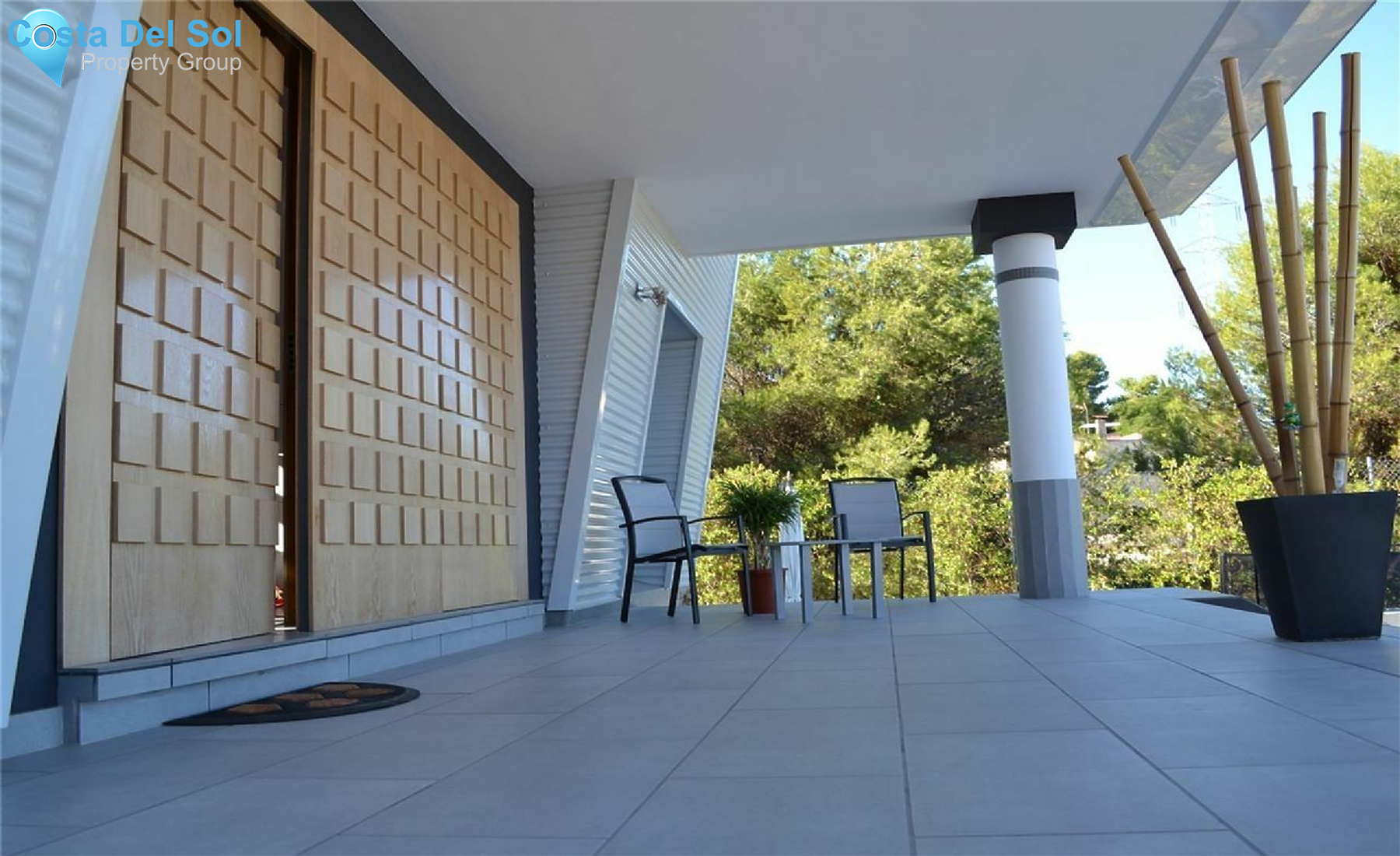 Detached Villa in Alhaurín de la Torre-1203765