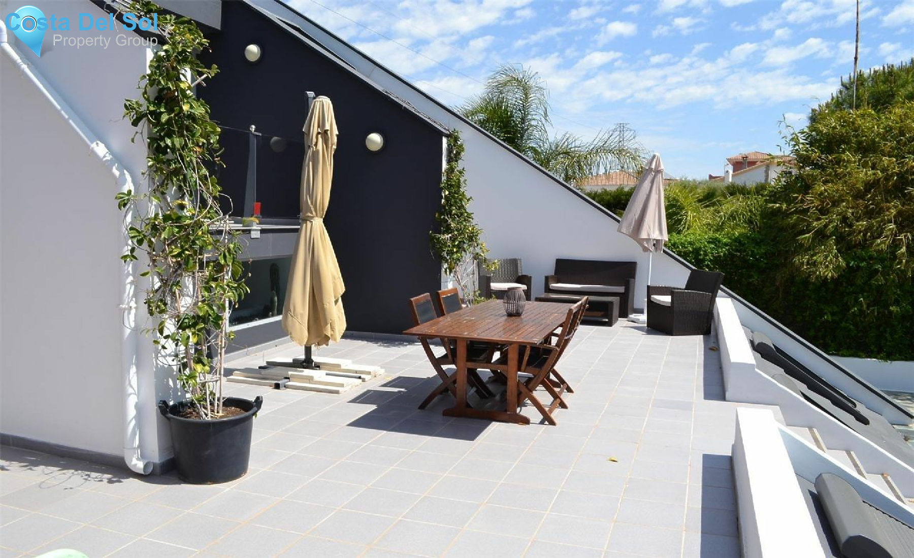 Detached Villa in Alhaurín de la Torre-1203766