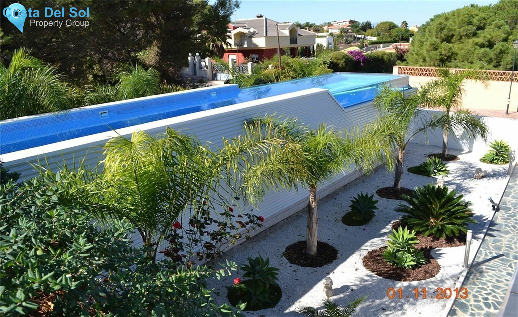 Detached Villa in Alhaurín de la Torre-1203774