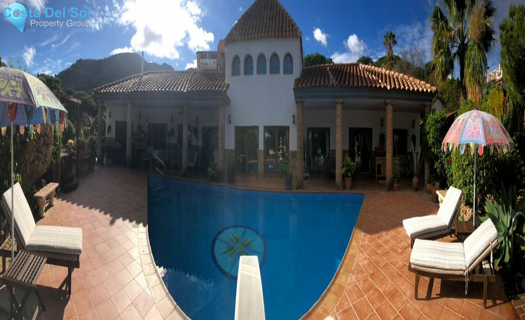 Detached Villa in Alhaurín de la Torre-1216627