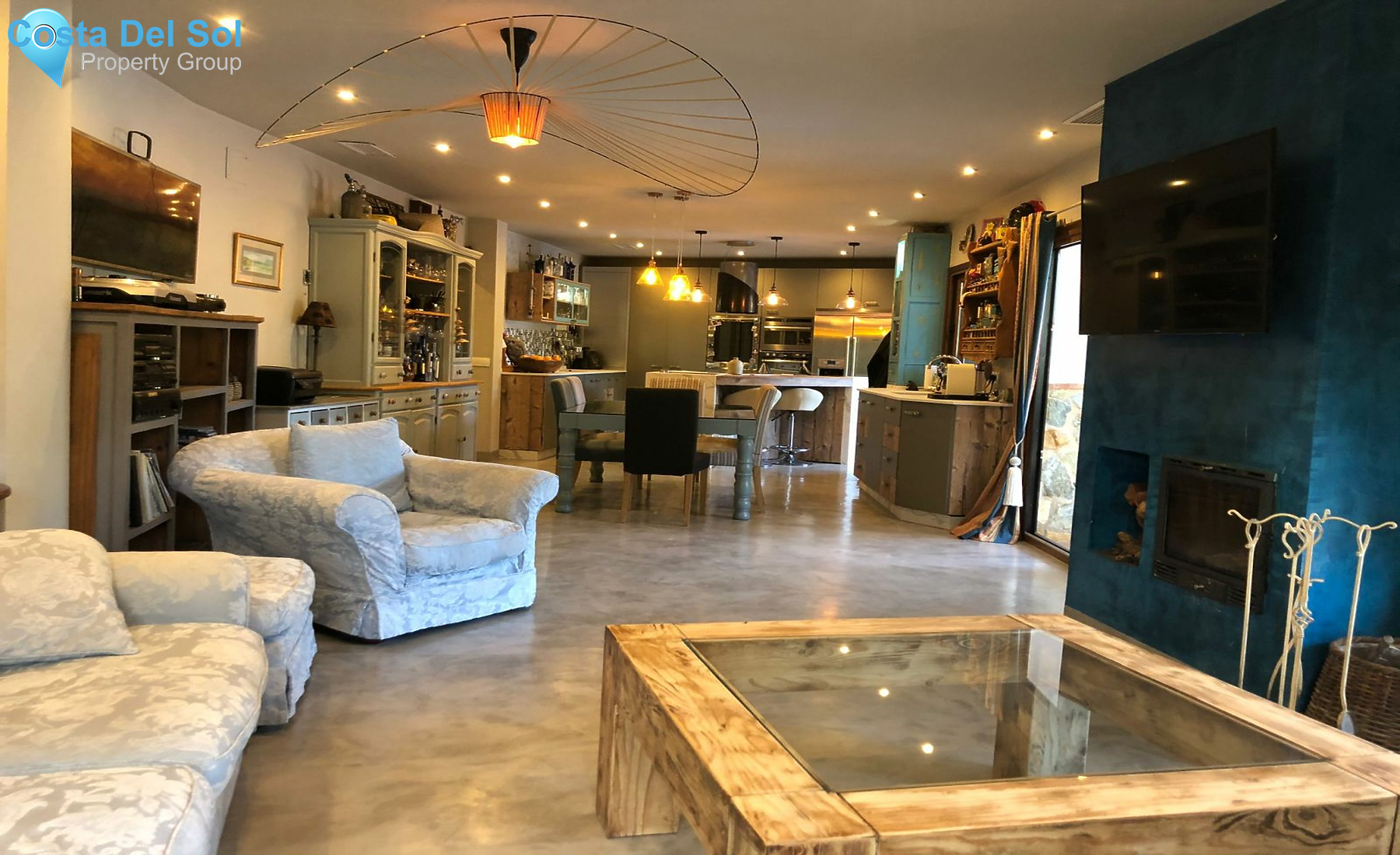 Detached Villa in Alhaurín de la Torre-1216619