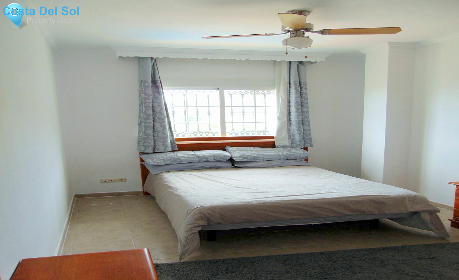 Detached Villa in Alhaurín de la Torre-1218324