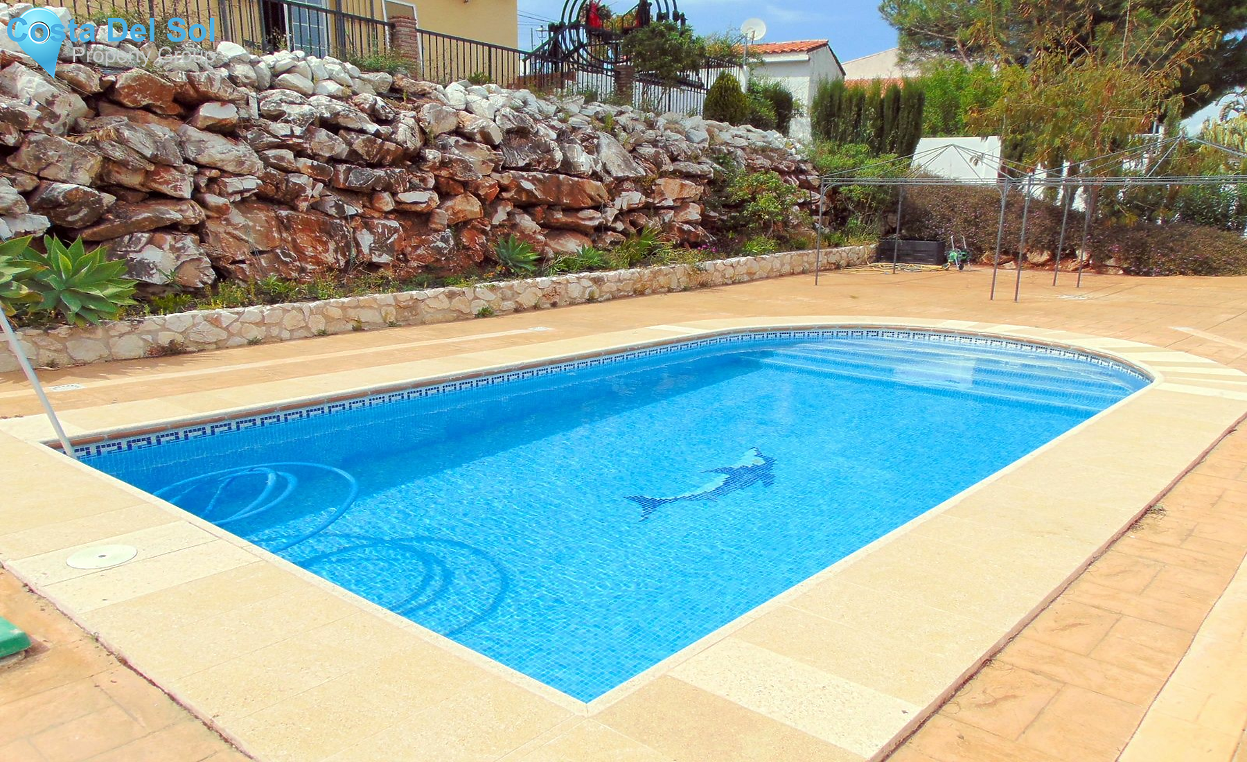 Detached Villa in Alhaurín de la Torre-1218316