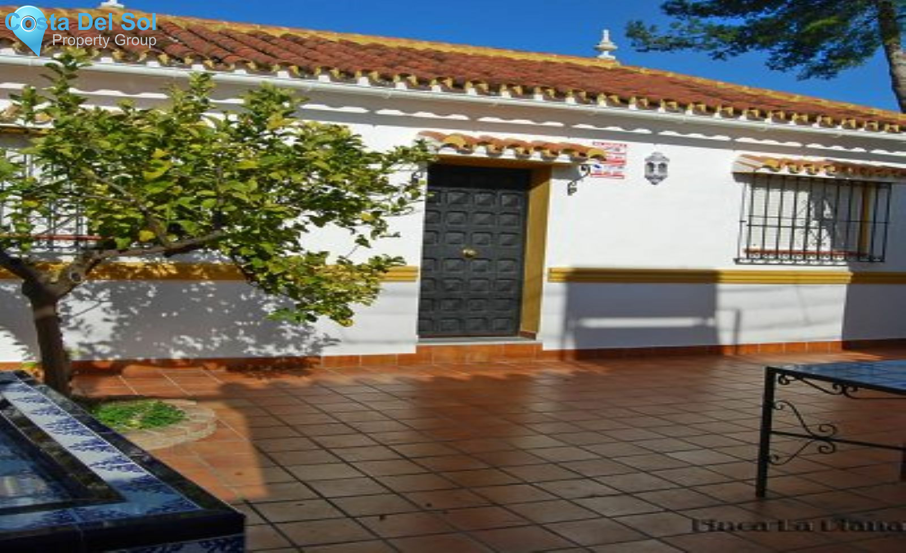 Detached Villa in Alhaurín de la Torre-1220851