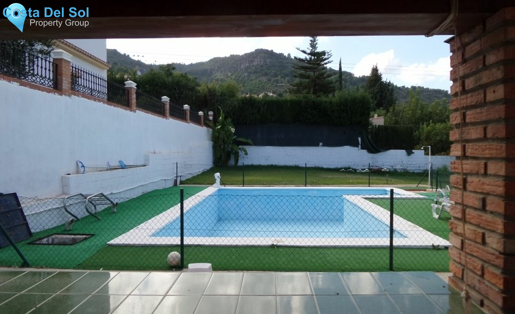 Detached Villa in Alhaurín de la Torre-1221442