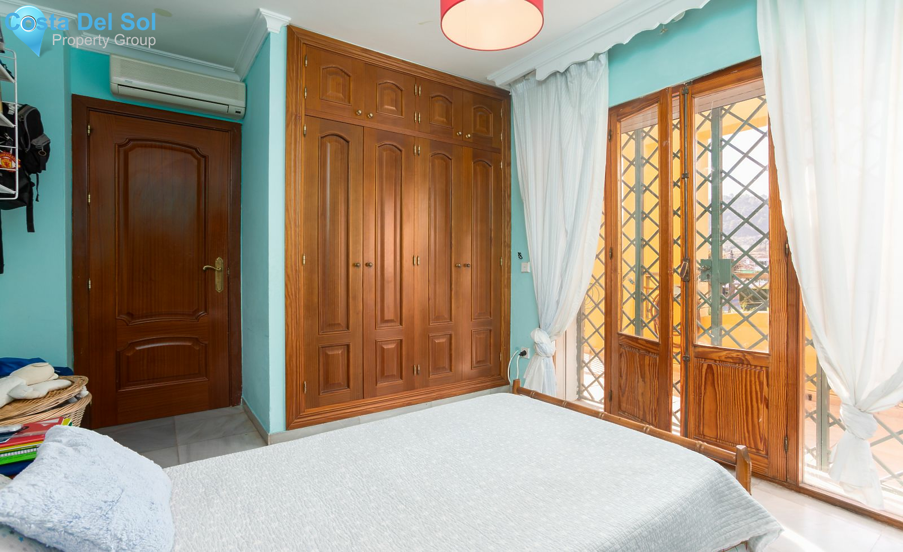 Detached Villa in Alhaurín de la Torre-1222427