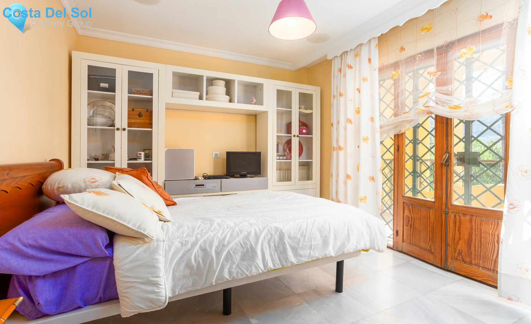 Detached Villa in Alhaurín de la Torre-1222421