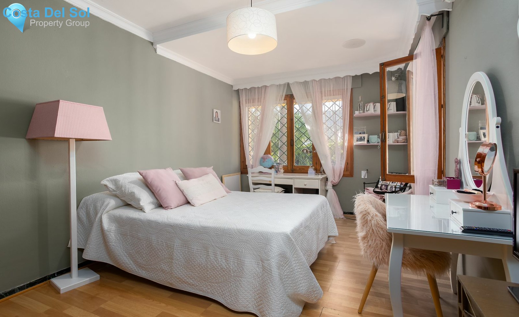 Detached Villa in Alhaurín de la Torre-1222422