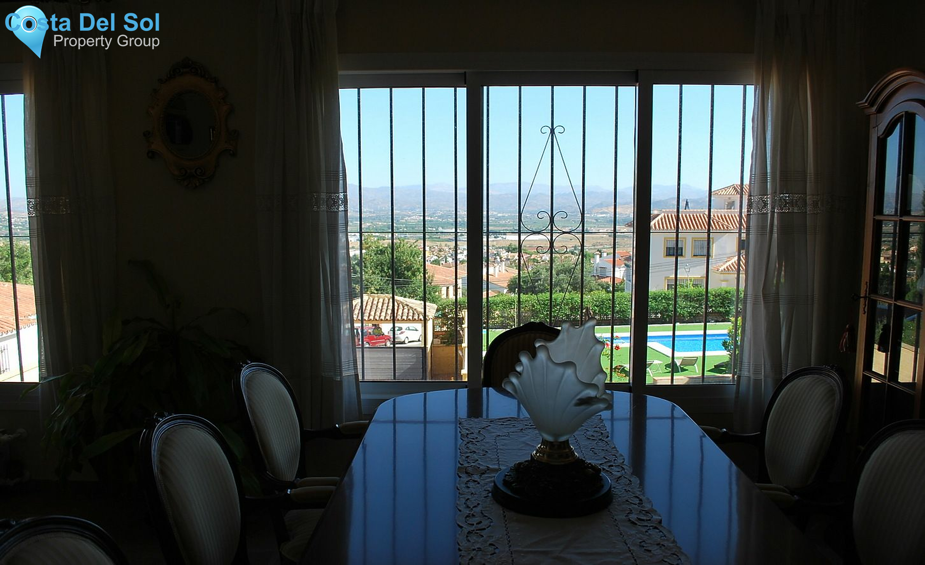 Detached Villa in Alhaurín de la Torre-1222562