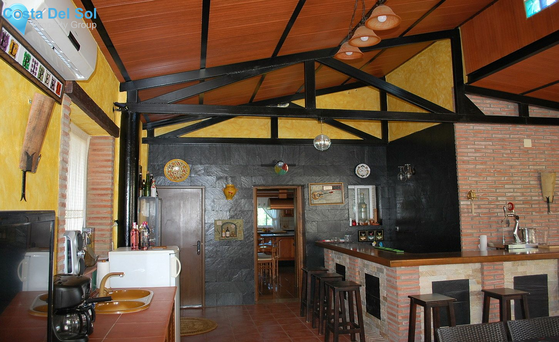 Detached Villa in Alhaurín de la Torre-1222564