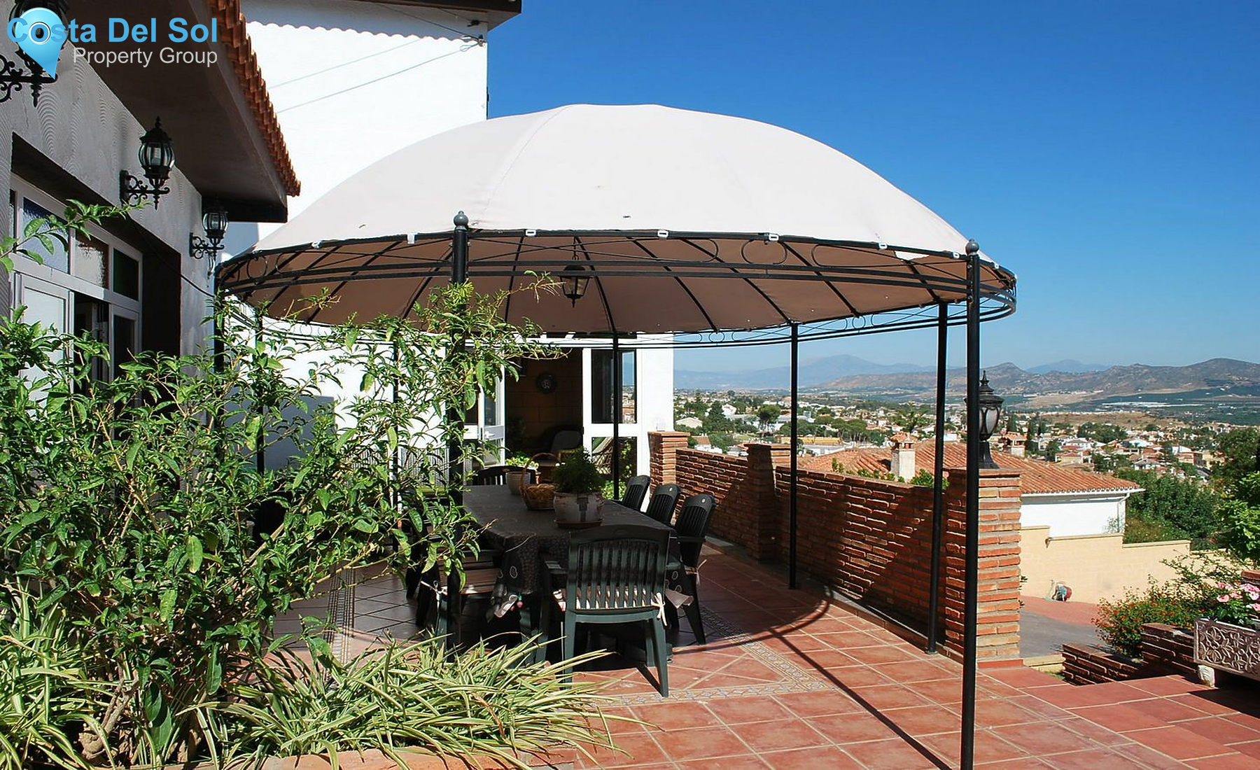 Detached Villa in Alhaurín de la Torre-1222567