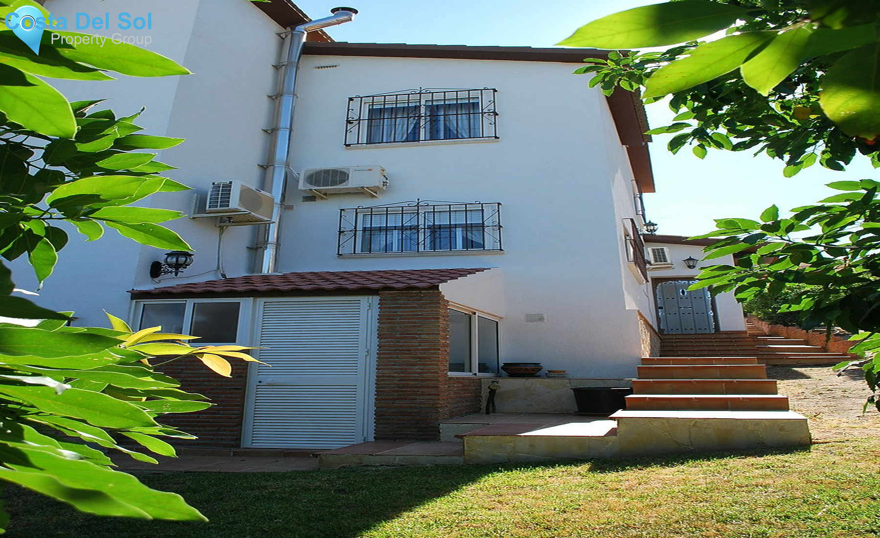 Detached Villa in Alhaurín de la Torre-1222551