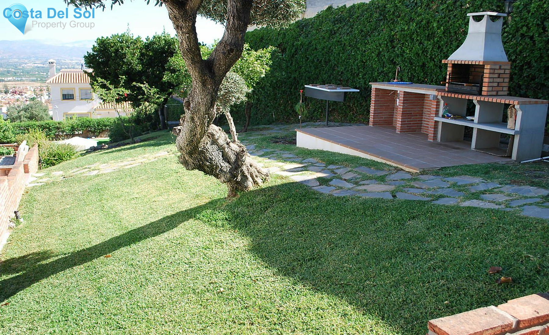 Detached Villa in Alhaurín de la Torre-1222569