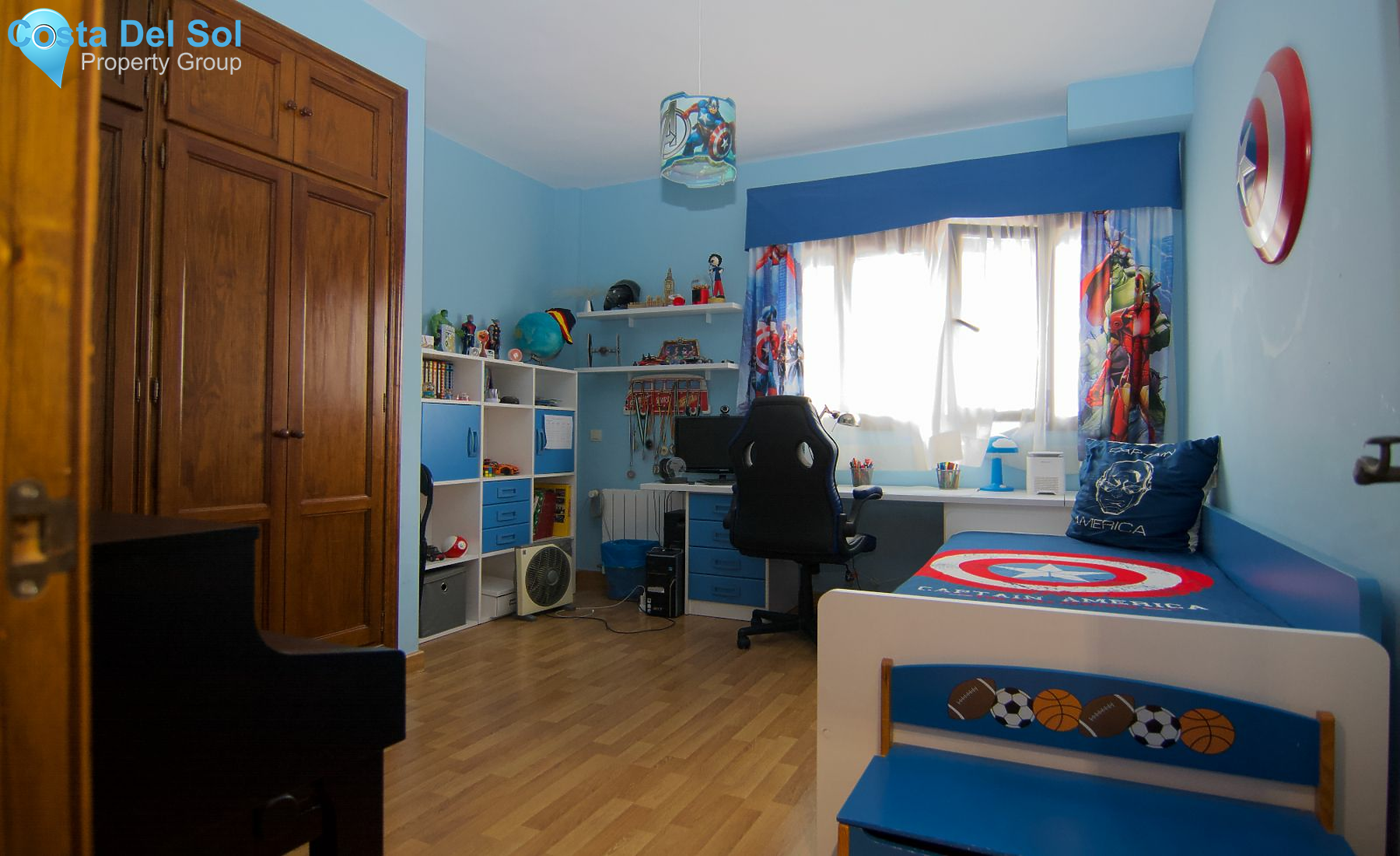 Detached Villa in Alhaurín de la Torre-1400518