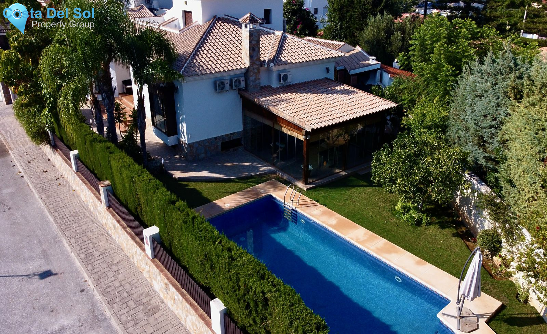 Detached Villa in Alhaurín de la Torre-1400503