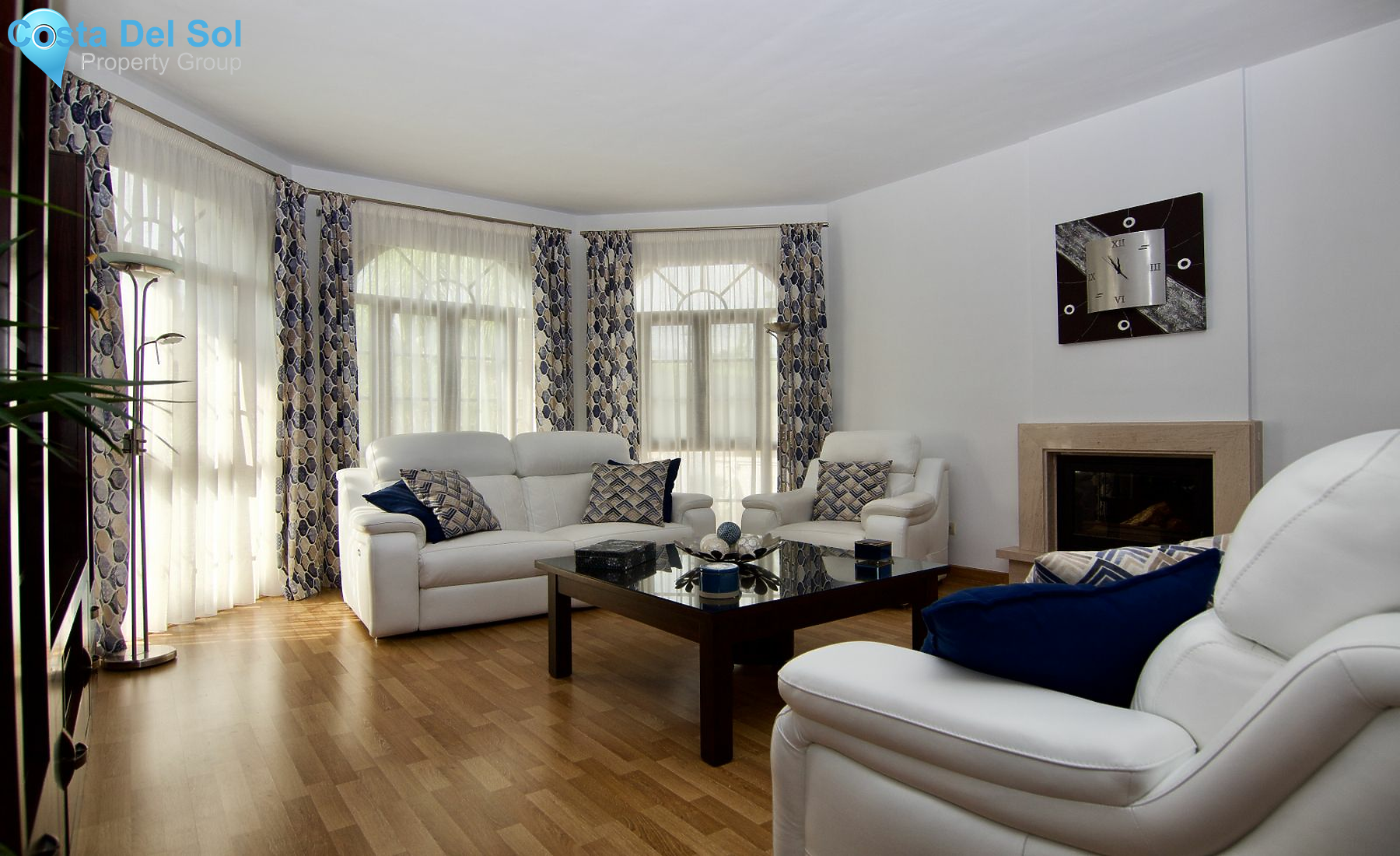 Detached Villa in Alhaurín de la Torre-1400508