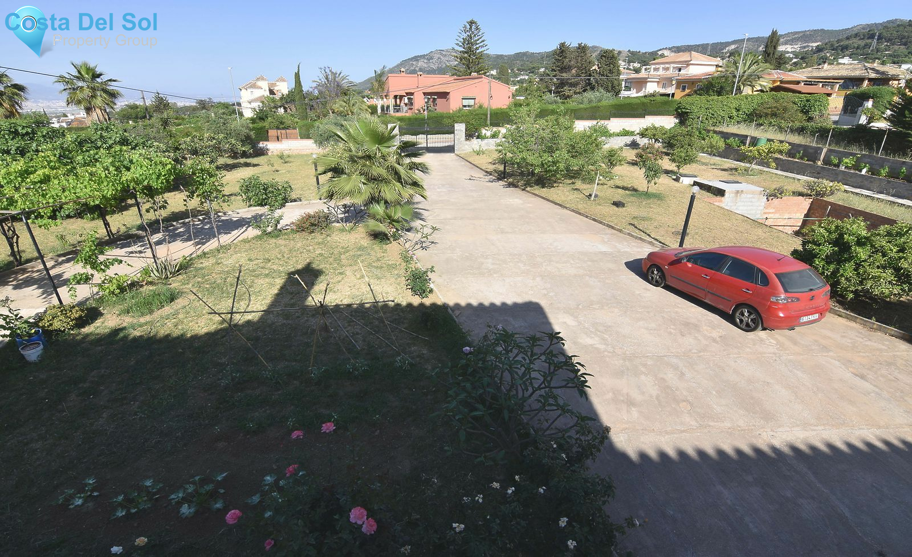 Detached Villa in Alhaurín de la Torre-1427778