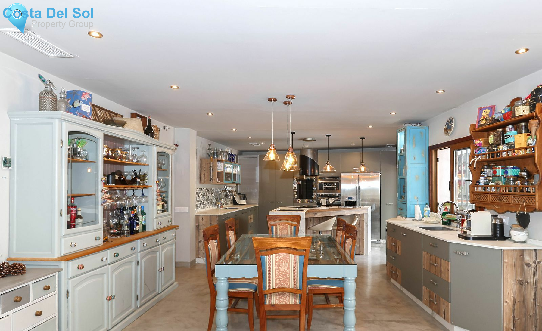 Detached Villa in Alhaurín de la Torre-1431232